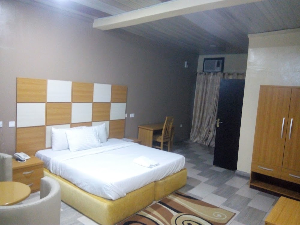 Kelmi Lodge And Event Center photo 4